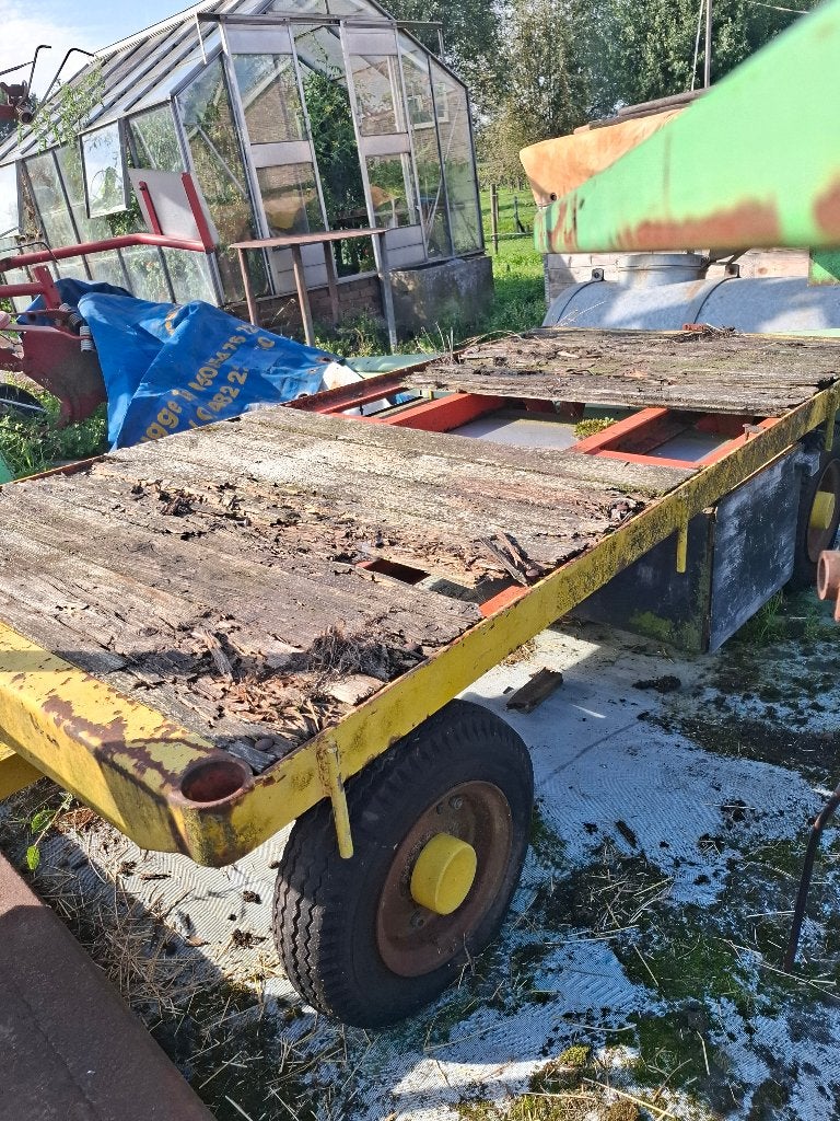 Oude aanhanger met houten laadvloer - Opknapper, Overige onderwerpen, Ophalen, Onbekend, Gelezen