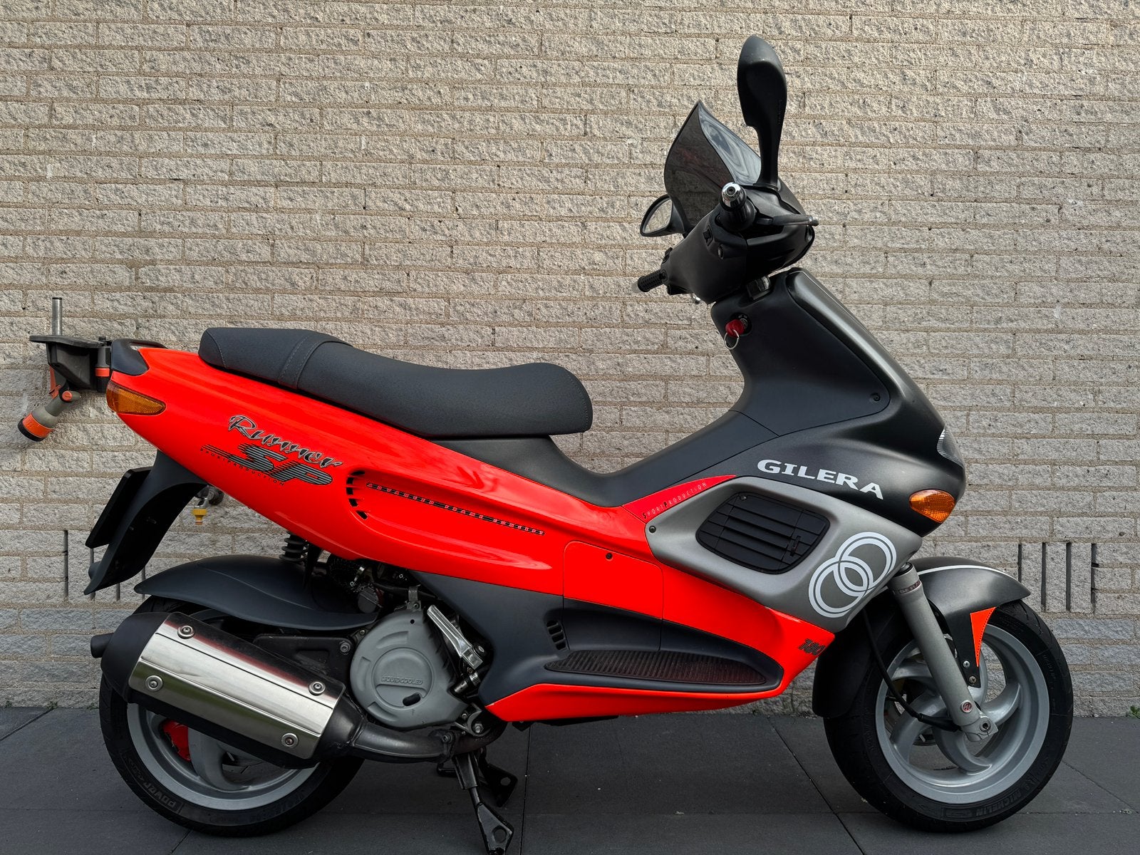 Gilera Runner 180cc Fluo Rosso DD, Ophalen, Zo goed als nieuw, Overige modellen