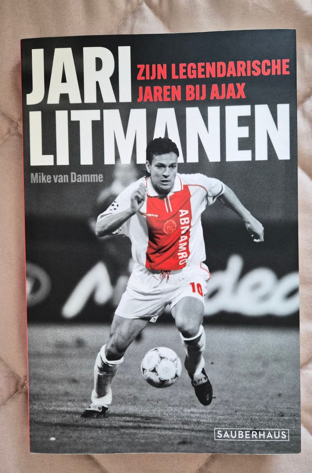 Jari Litmanen, Ophalen of Verzenden, Zo goed als nieuw, Mike van Damme, Balsport