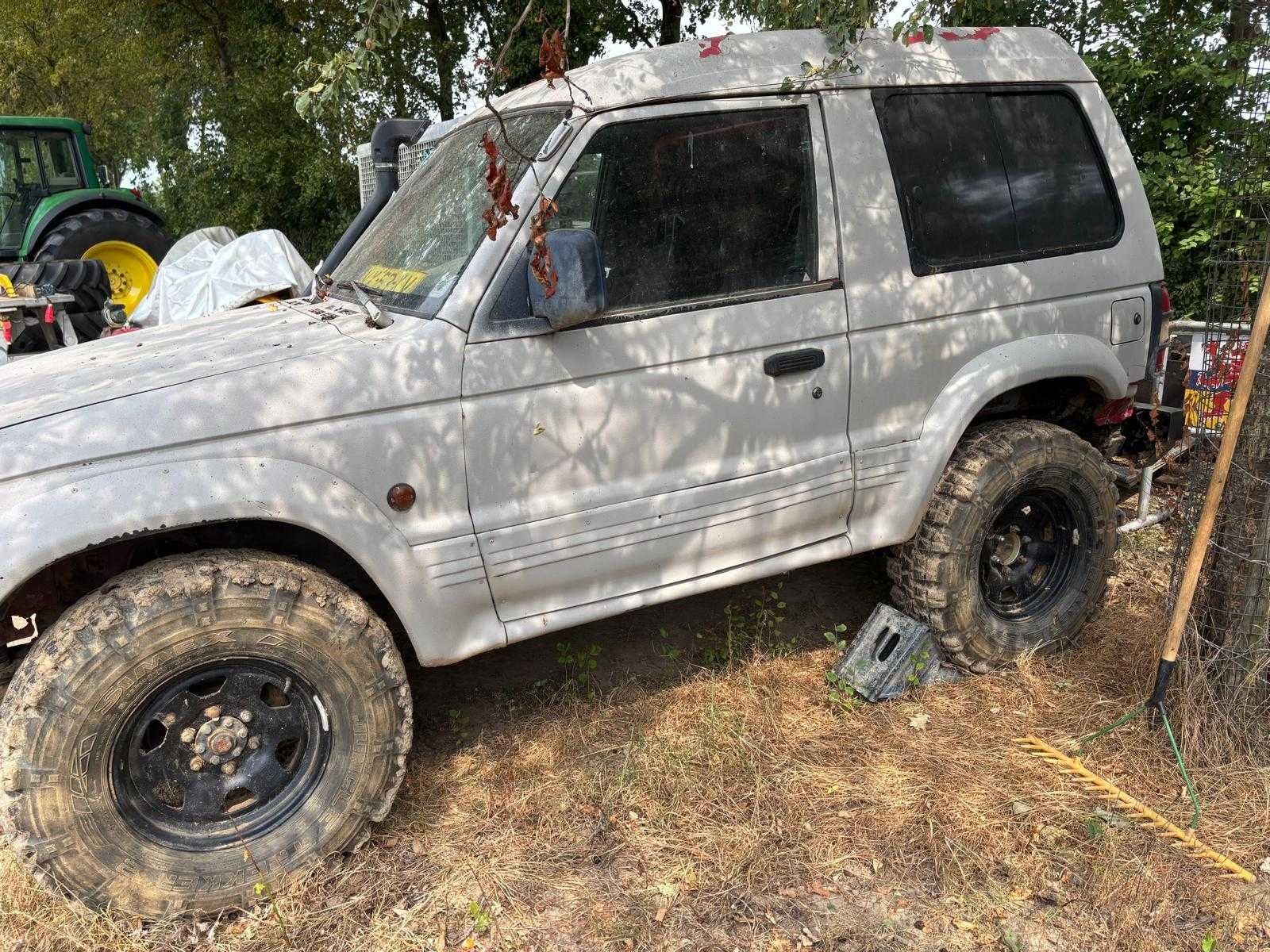1993 Mitsubishi Pajero TD GLX Panel Van 2.5 TD 4x4 – terre, Auto's, Gebruikt, Overige carrosserieën, 1794 kg, Origineel Nederlands
