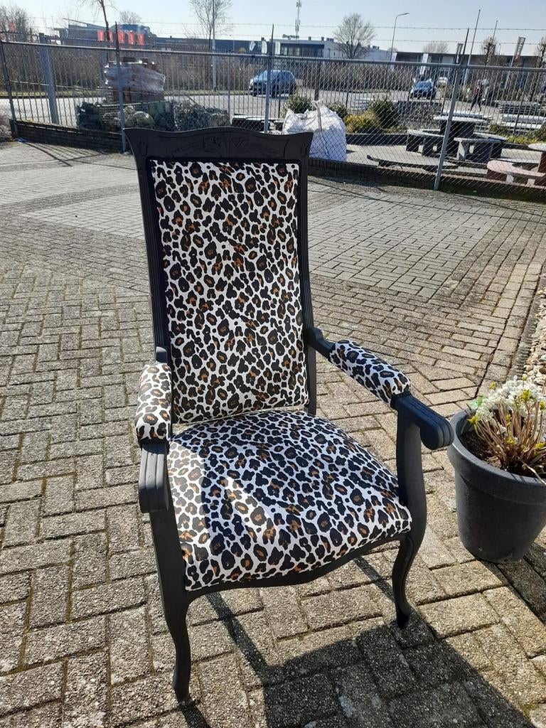 Mooie mat zwarte fauteuile met tijger print, Huis en Inrichting, Fauteuils, Ophalen of Verzenden, Zo goed als nieuw, 75 tot 100 cm