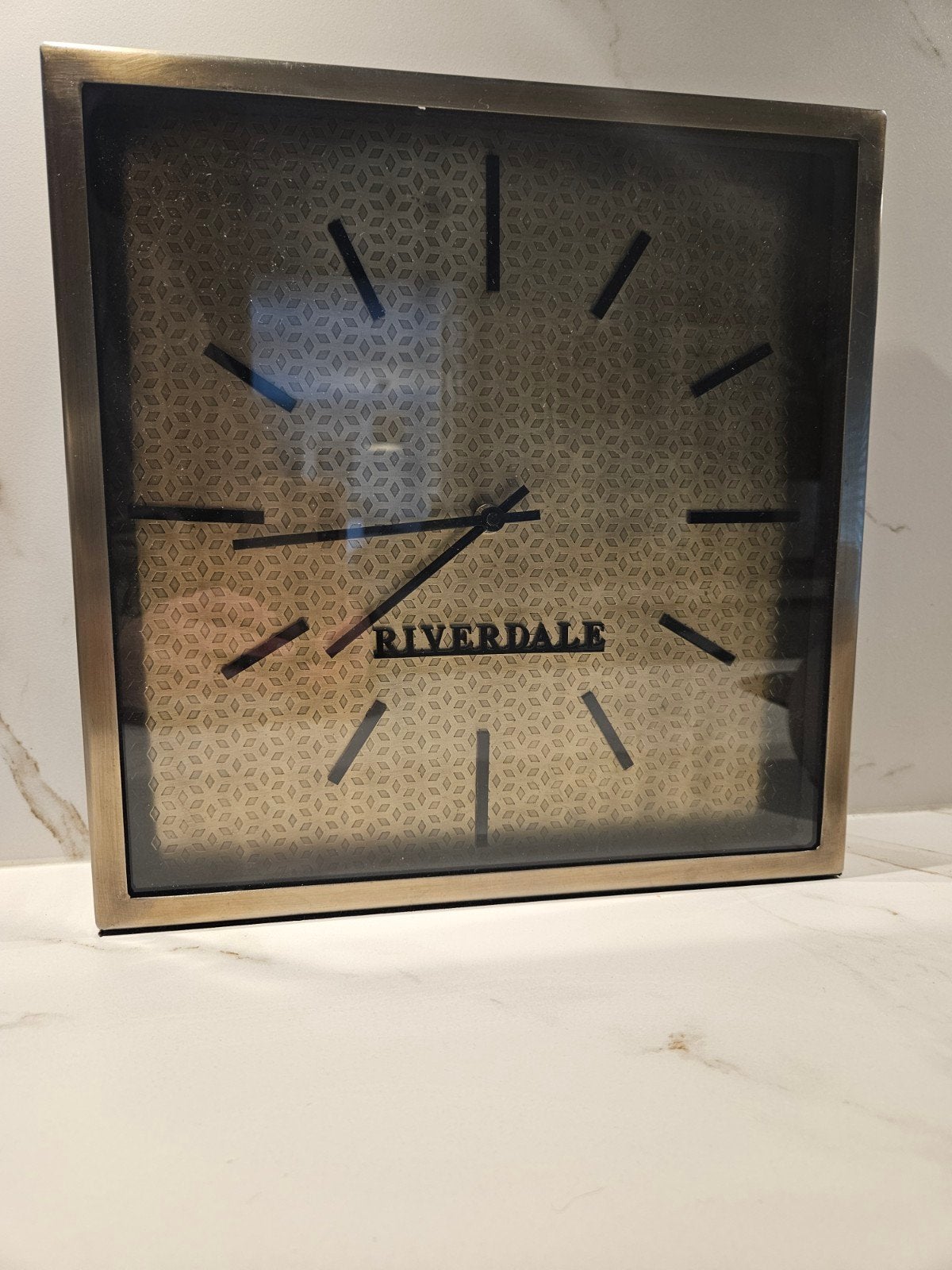 Rivierdale klok goud/ brons, Ophalen, Goud, Analoog, Zo goed als nieuw