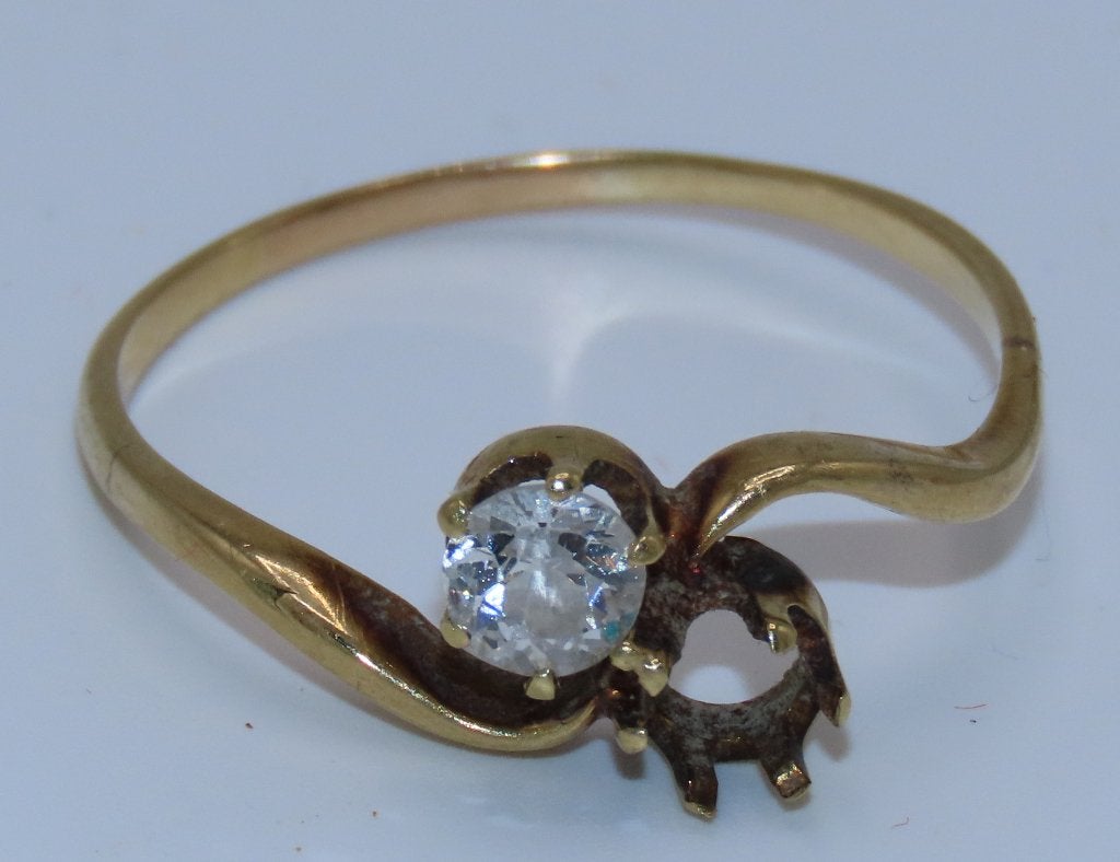 ANTIEKE GOUDEN RING MET DIAMANT, Verzenden, Goud, Ring, Met edelsteen