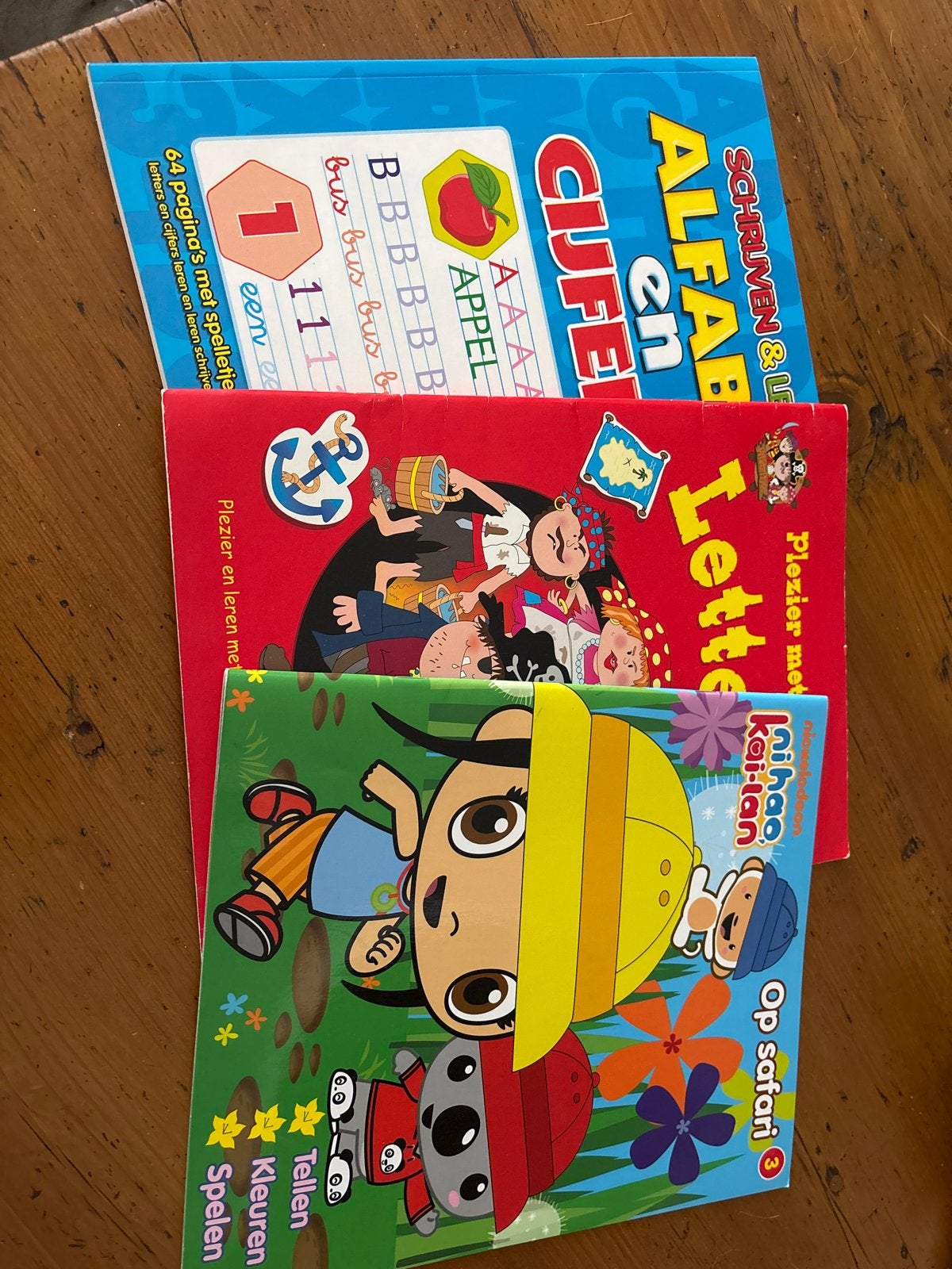 3x Kinderboeken: Leren & Spelen (Nieuwstaat), Ophalen of Verzenden, Zo goed als nieuw, Non-fictie