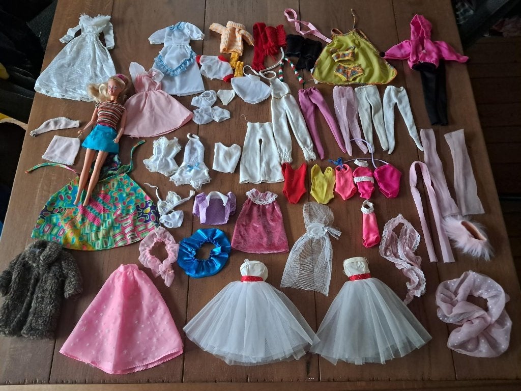 Grote partij vintage Barbie Kleding jaren '80 / '90 / '
