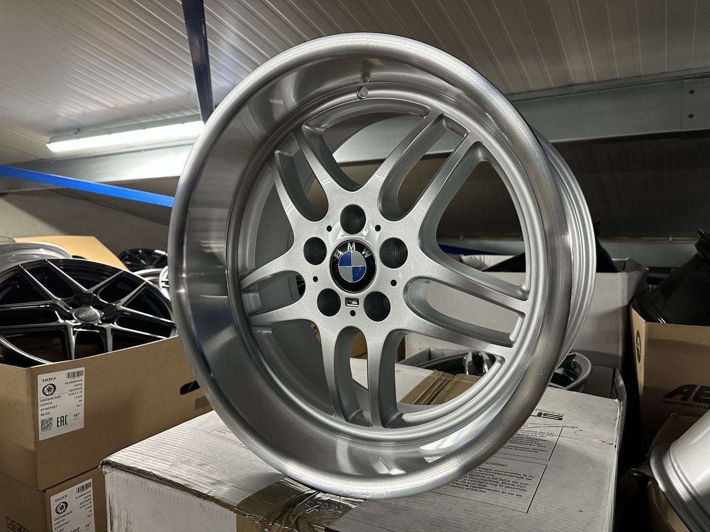 NIEUW 19inch BMW Style 37 Breedset Velgen M-Parallel E39 E38, 19 inch, -, -, Banden en Velgen