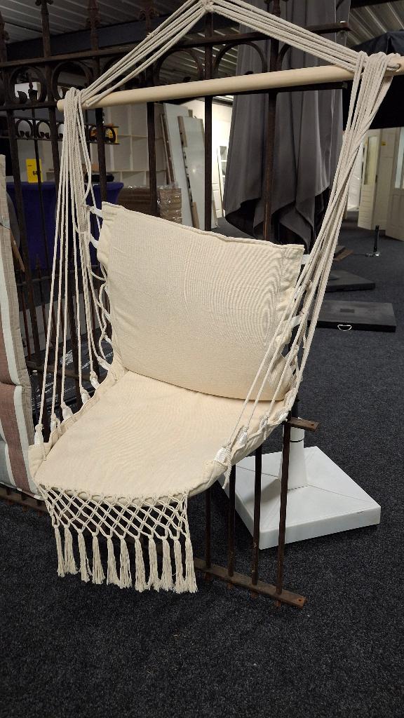 hangstoel Macrame beige, Huis en Inrichting, Stoelen, Overige kleuren, Ophalen of Verzenden, Beekendonk@hubo.nl, Wilhelminaweg 5