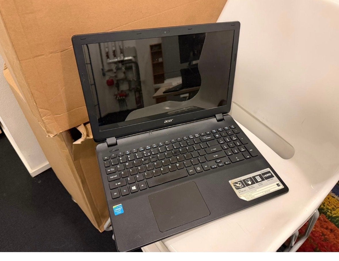 Acer Aspire ES-1 512 laptop 500 GB HDD, Computers en Software, Windows Laptops, Ophalen, Gebruikt, HDD, 2 tot 3 Ghz