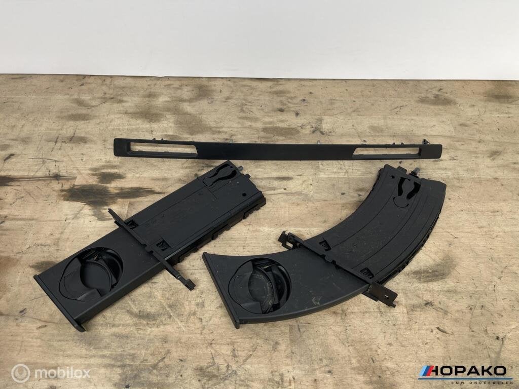Bekerhouder set BMW 3 serie E90 E91 E92 E93 | goed werkend, Gebruikt, Einsteinlaan 5 rijswijk, Bmw, Ophalen of Verzenden