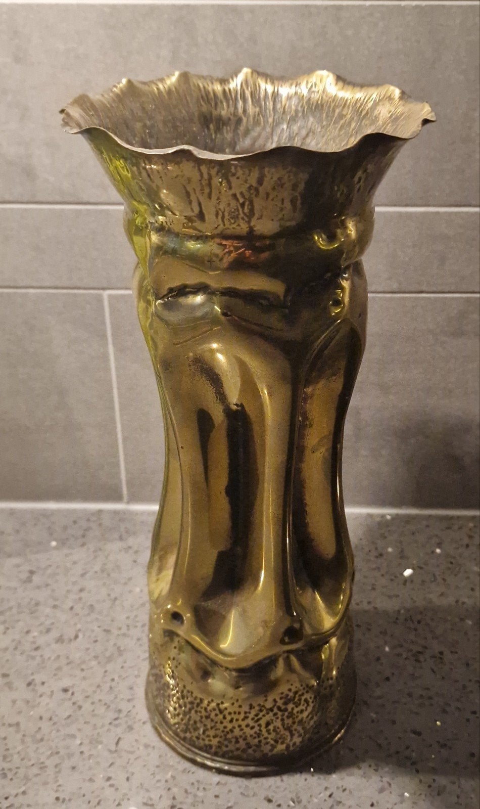 Trench art vaas van artilleriegranaathuls WO II, Ophalen of Verzenden, Overige soorten, Overige gebieden, Hulzen of Bodemvondsten