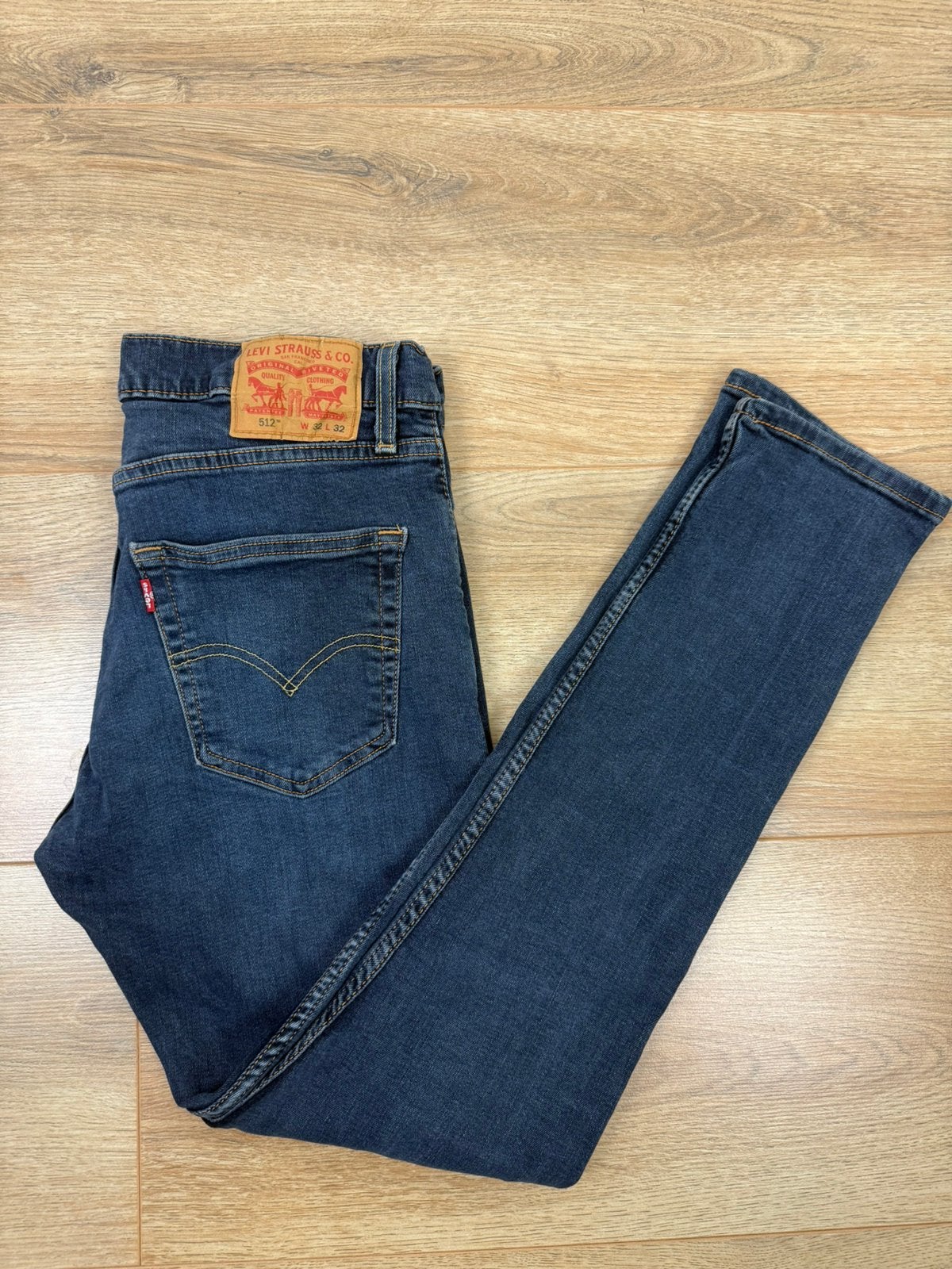 Levi’s 512 Jeans Slim Taper Donkerblauw W32 L32, Kleding | Heren, Spijkerbroeken en Jeans, Ophalen of Verzenden, Gedragen, Blauw
