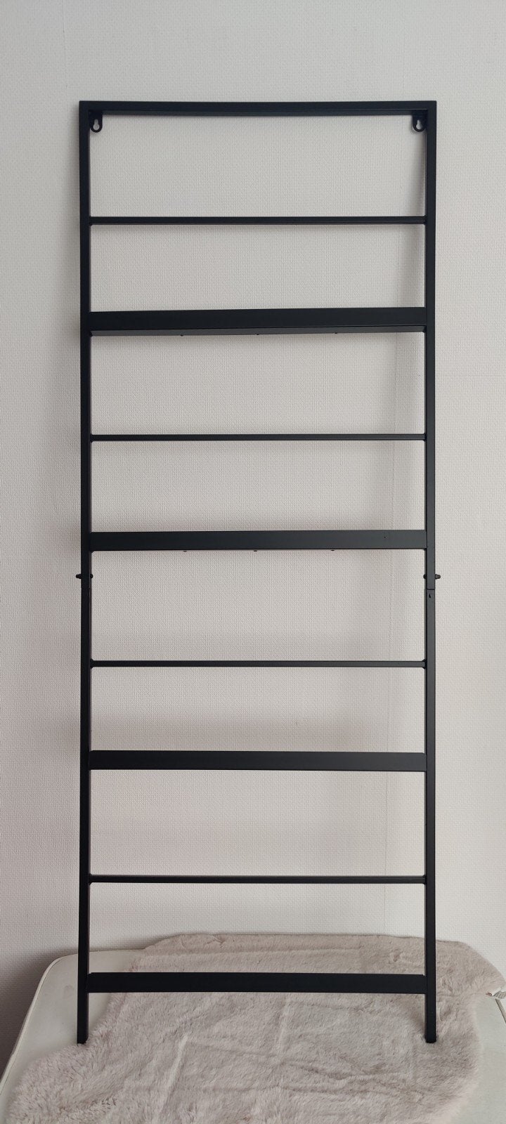 Zwart ijzeren wandrek 150x56 cm voor tijdschriften/lijstjes, Huis en Inrichting, Ophalen