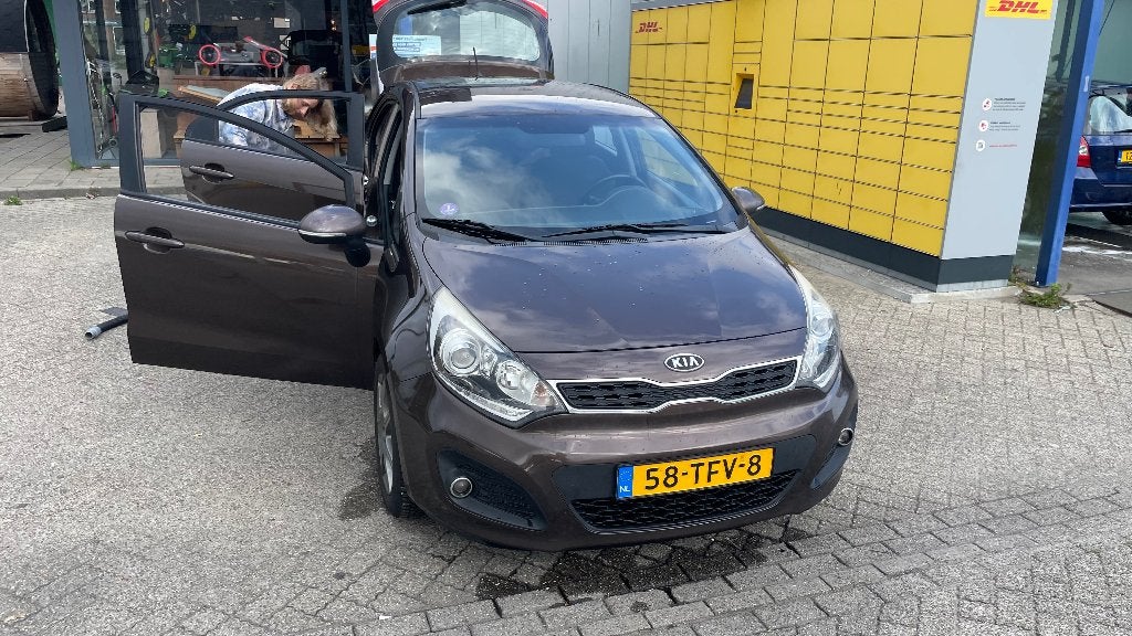 Kia Rio 1.2 I 5DRS 2012 - Apple CarPlay (UNIEK), Auto's, Euro 5, 40 €/maand, Multifunctioneel stuurwiel, 4 cilinders