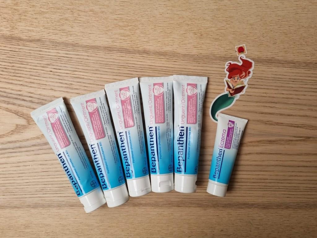 Bepanthen 100G en 1 Bepanthen Eczeem 50g, Ophalen of Verzenden, Nieuw, Bodylotion, Crème of Olie