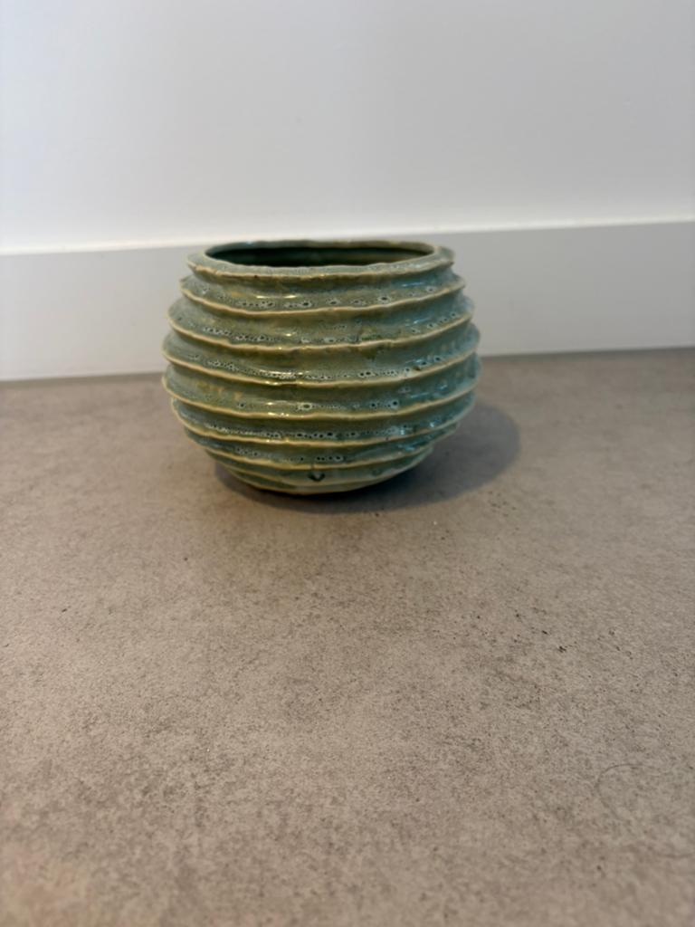 Des Pots bloempot zachtgroen, Tuin en Terras, Bloempotten, Rond, Ophalen of Verzenden, Zo goed als nieuw, Aardewerk