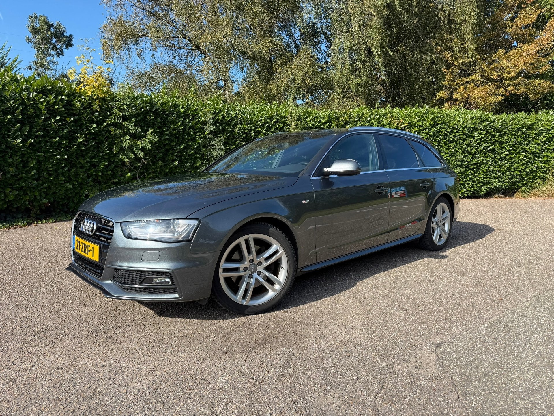Audi A4 Avant 1.8 TFSI S- Line Edition | Automaat, Euro 5, Gebruikt, Zwart, 4 cilinders