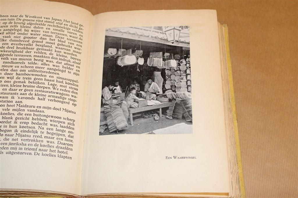 Een Zwerftocht door Japan [1925] — 41 Illustraties, Verzenden, Gelezen, Azië