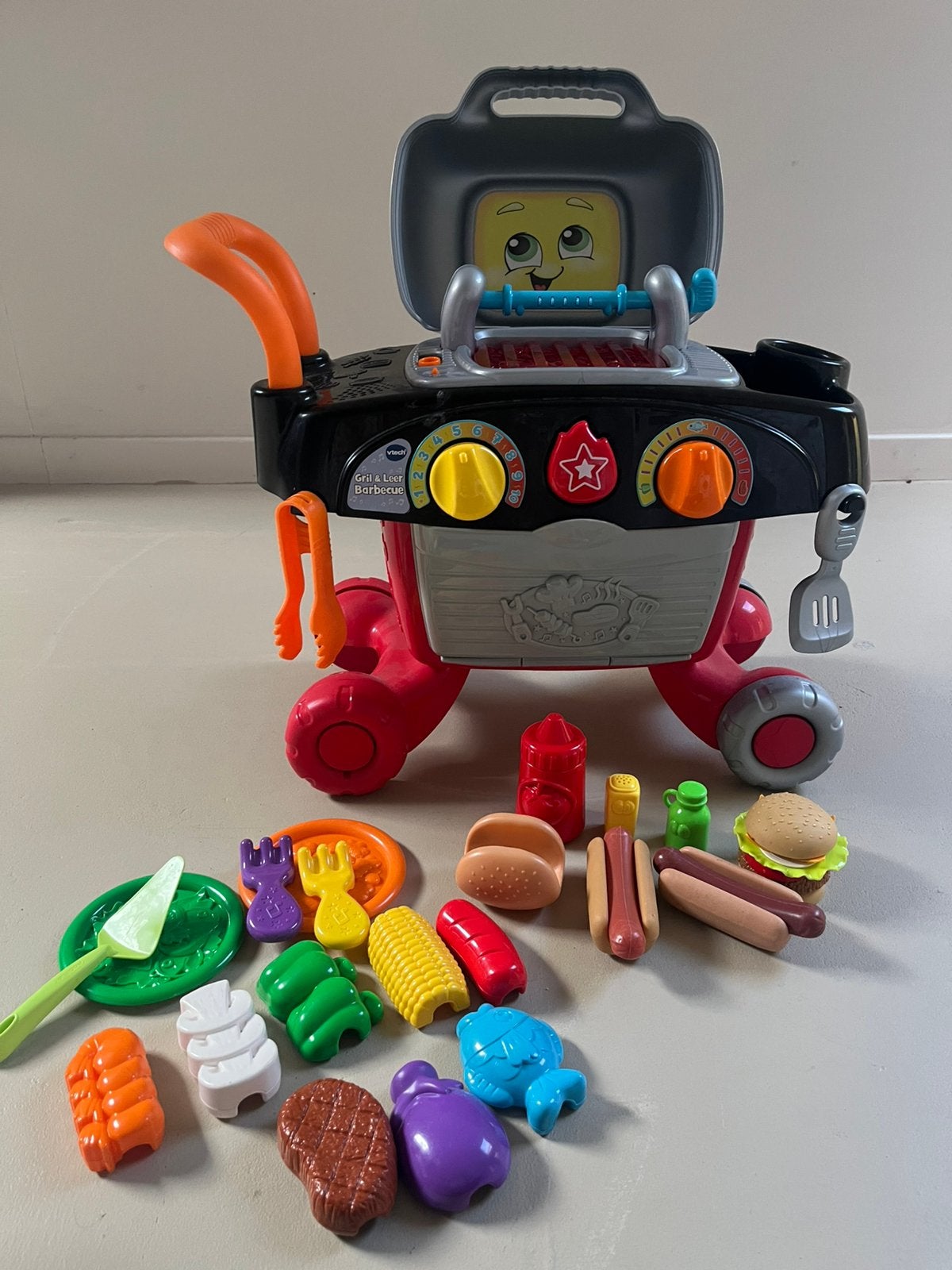VTech Grill & Leer Barbecue bbq, Kinderen en Baby's, Ophalen, Zo goed als nieuw, 6 maanden tot 2 jaar