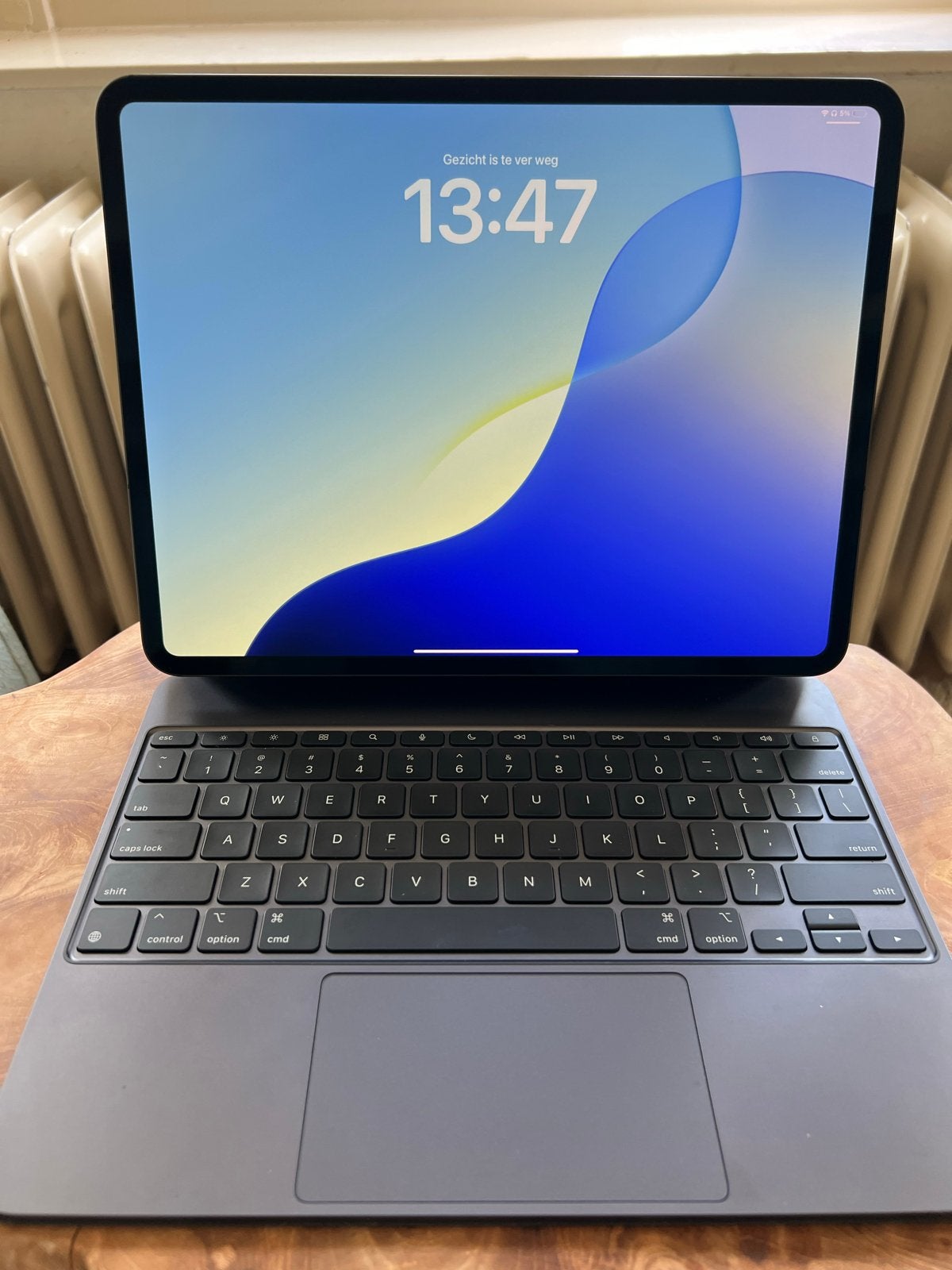 Apple iPad Pro M4 2TB Nano met Magic Keyboard, 13 inch of meer, Ophalen of Verzenden, Zo goed als nieuw, Grijs