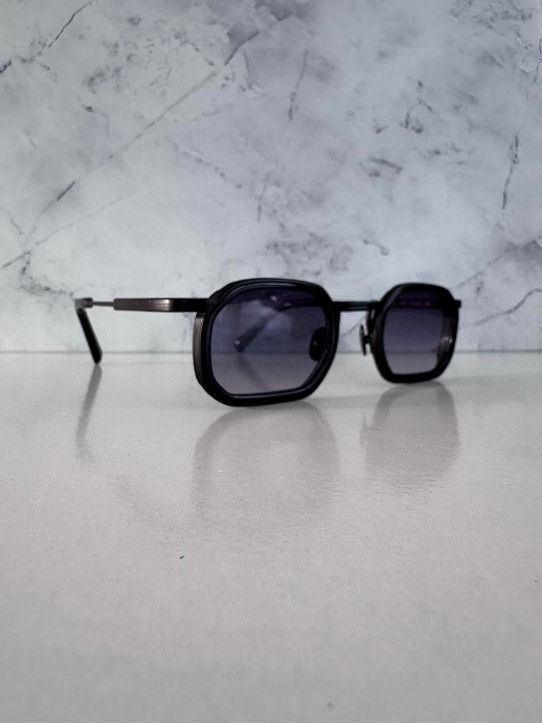 John Dalia Jean C301, Overige merken, Zonnebril, Zwart, Nieuw