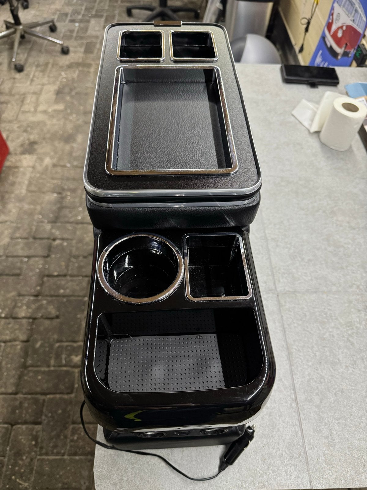 Luxe Armsteun Console met Opbergruimte en Bekerhouders VW t6, Ophalen of Verzenden, Zo goed als nieuw