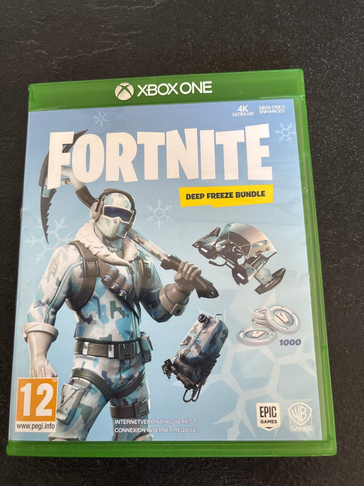 Fortnite Deep Freeze Bundle - Xbox One, Ophalen of Verzenden, Zo goed als nieuw