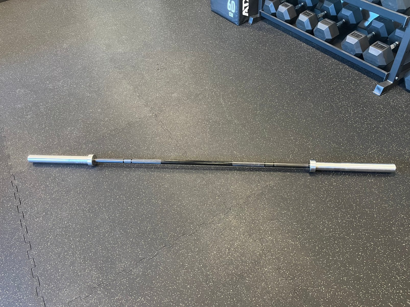 Pivot professional olympic barbell + plates 25 - 1.25kg, Sport en Fitness, Ophalen, Zo goed als nieuw