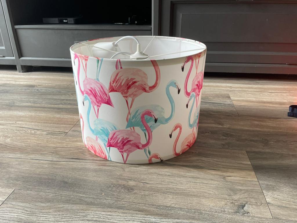 Leuke lampenkap met flamingo thema, diameter 40 cm, Ophalen, Zo goed als nieuw, Rond, 25 tot 50 cm