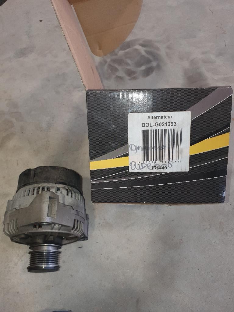 Om606 dynamo, Auto-onderdelen, Ophalen of Verzenden, Gebruikt, Mercedes-Benz