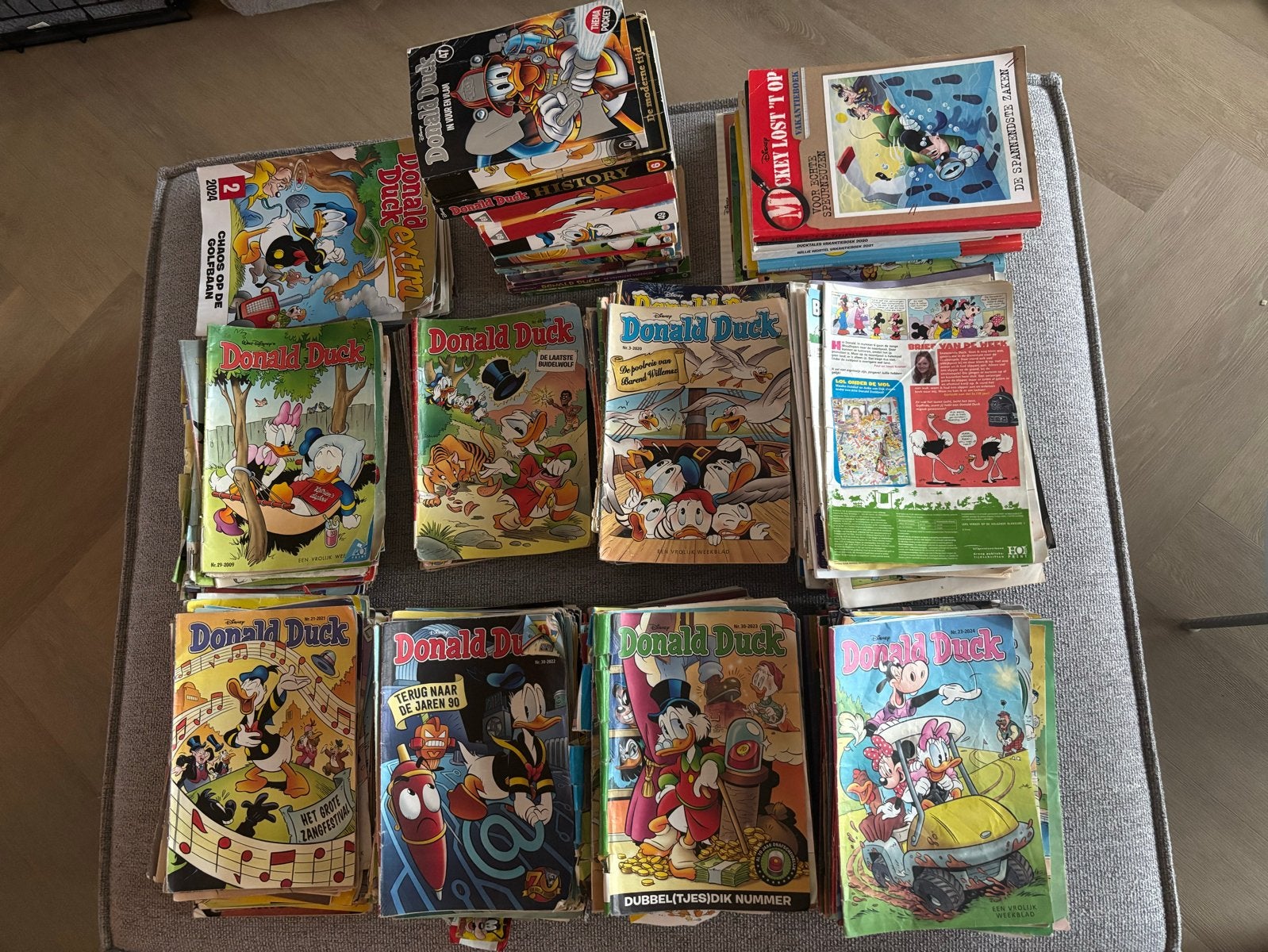 Grote collectie Donald Duck stripboeken en specials, Boeken, Meerdere stripboeken, Ophalen of Verzenden, Gelezen