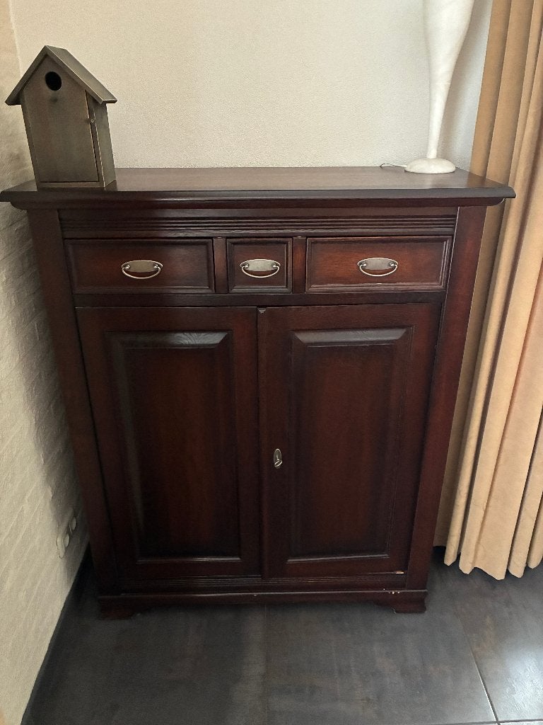 Massief houten opbergkast, Ophalen, Gebruikt, 100 tot 150 cm, Met lade(s)