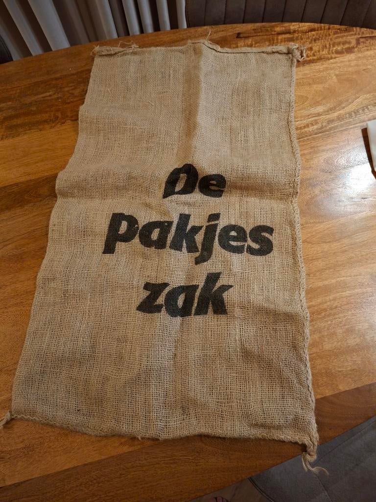 De pakjes zak - jute zak voor Sinterklaas, Diversen, Sinterklaas, Ophalen