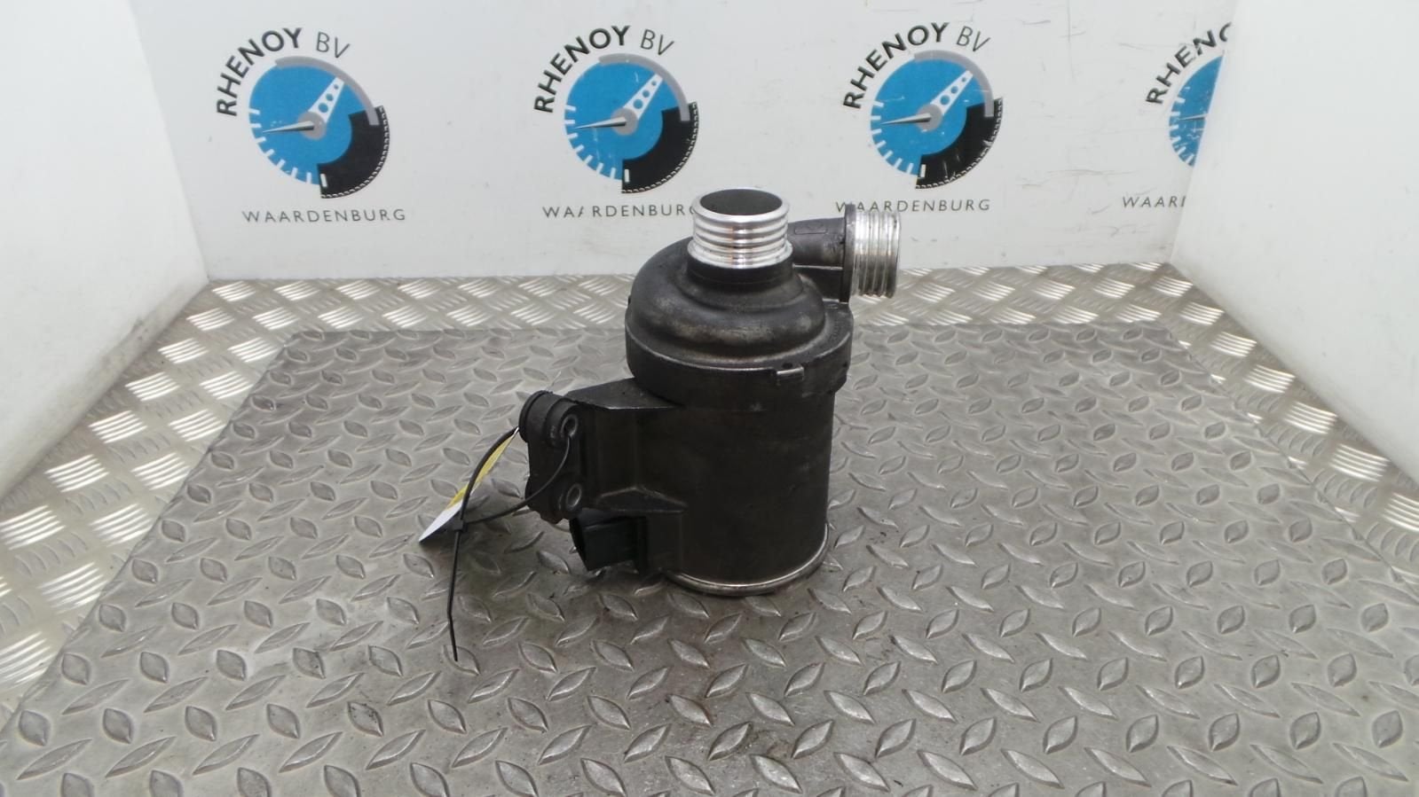 BMW 3 SERIES WATERPOMP 2012, Ophalen of Verzenden, Gebruikt, ARN erkend