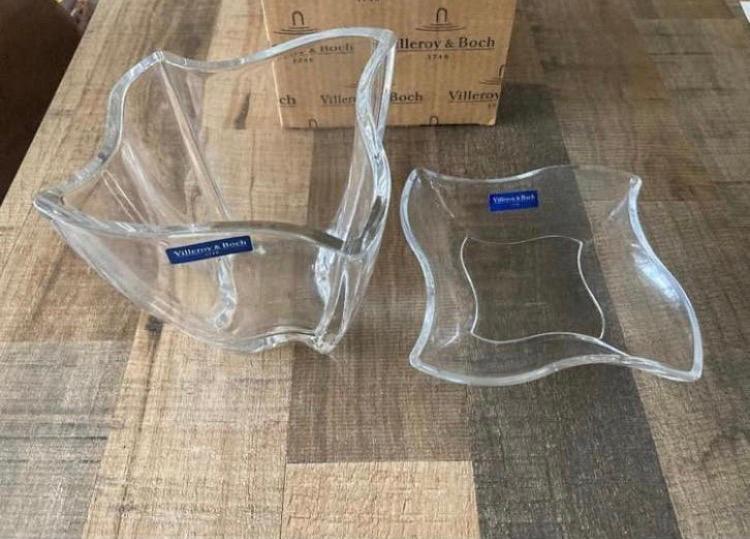 New box Villeroy & Boch New Wave 1748 vaas-vierkante schaal, Huis en Inrichting, Keuken | Servies, Nieuw, Ophalen of Verzenden