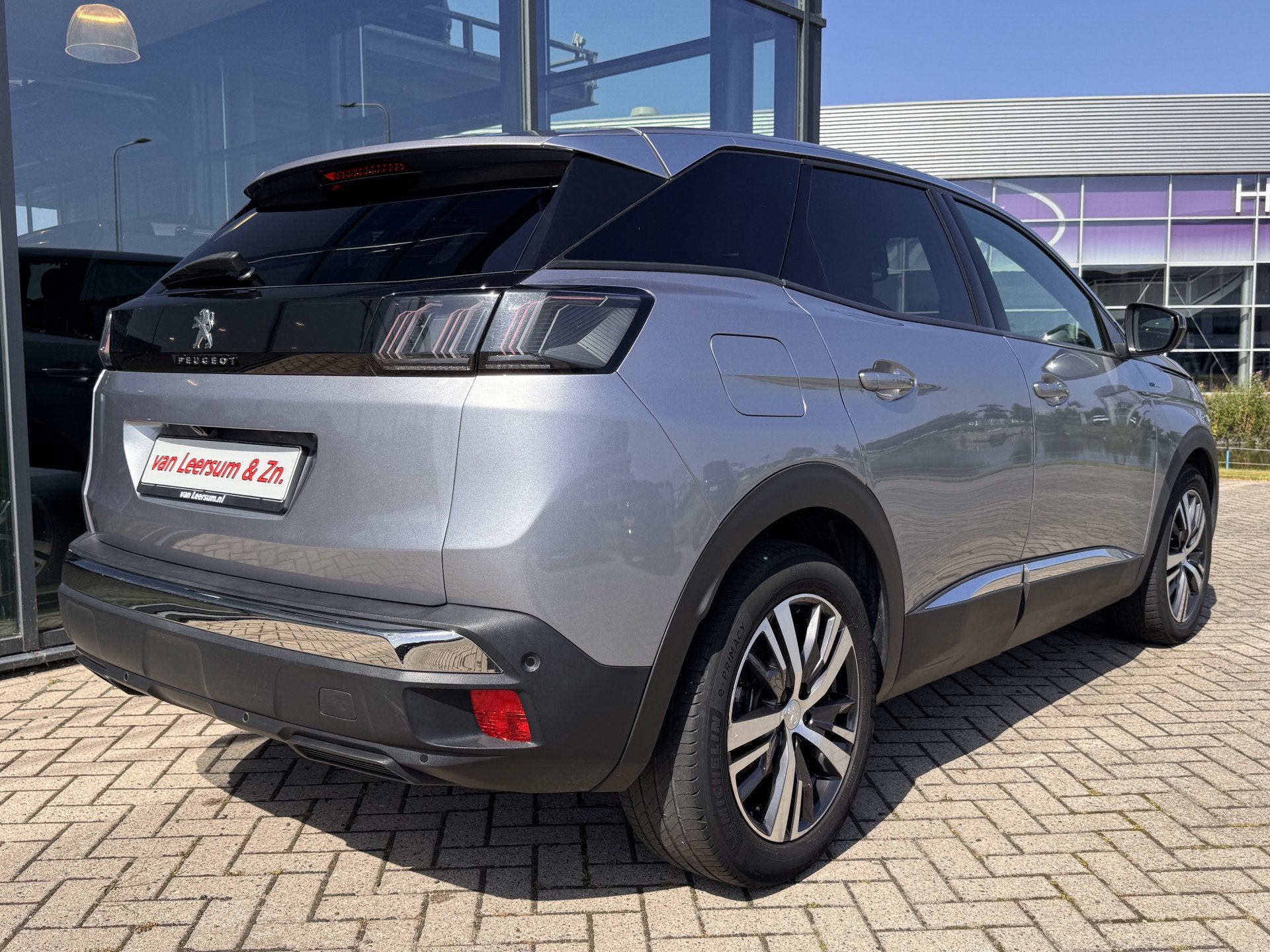 Peugeot 3008 1.6 HYbrid 225 Allure Pack | BTW auto | PHEV |, Auto's, Leder en Stof, Bedrijf, Hybride Elektrisch/Benzine, SUV of Terreinwagen