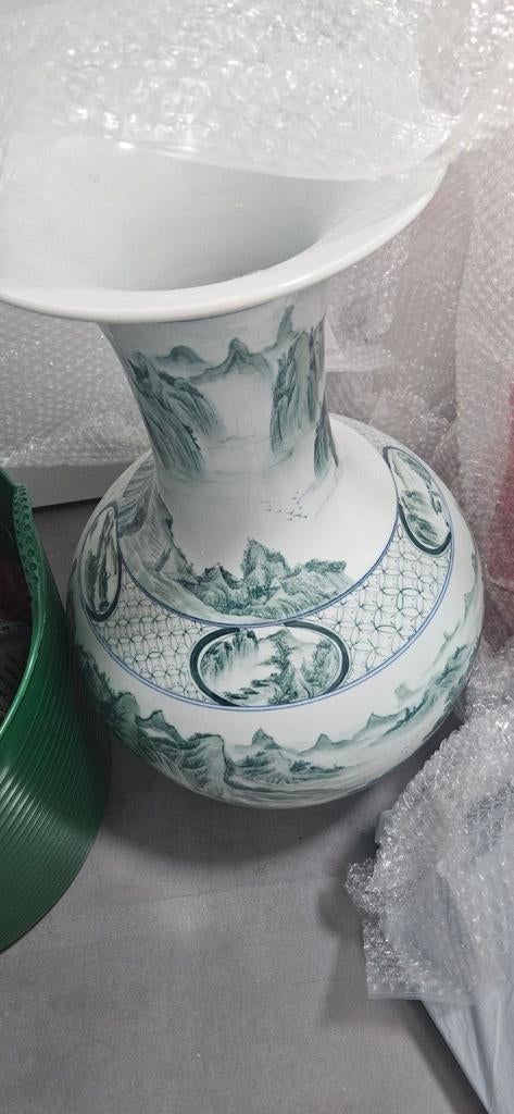 Grote Chinese vaas met landschap, Antiek en Kunst, Ophalen