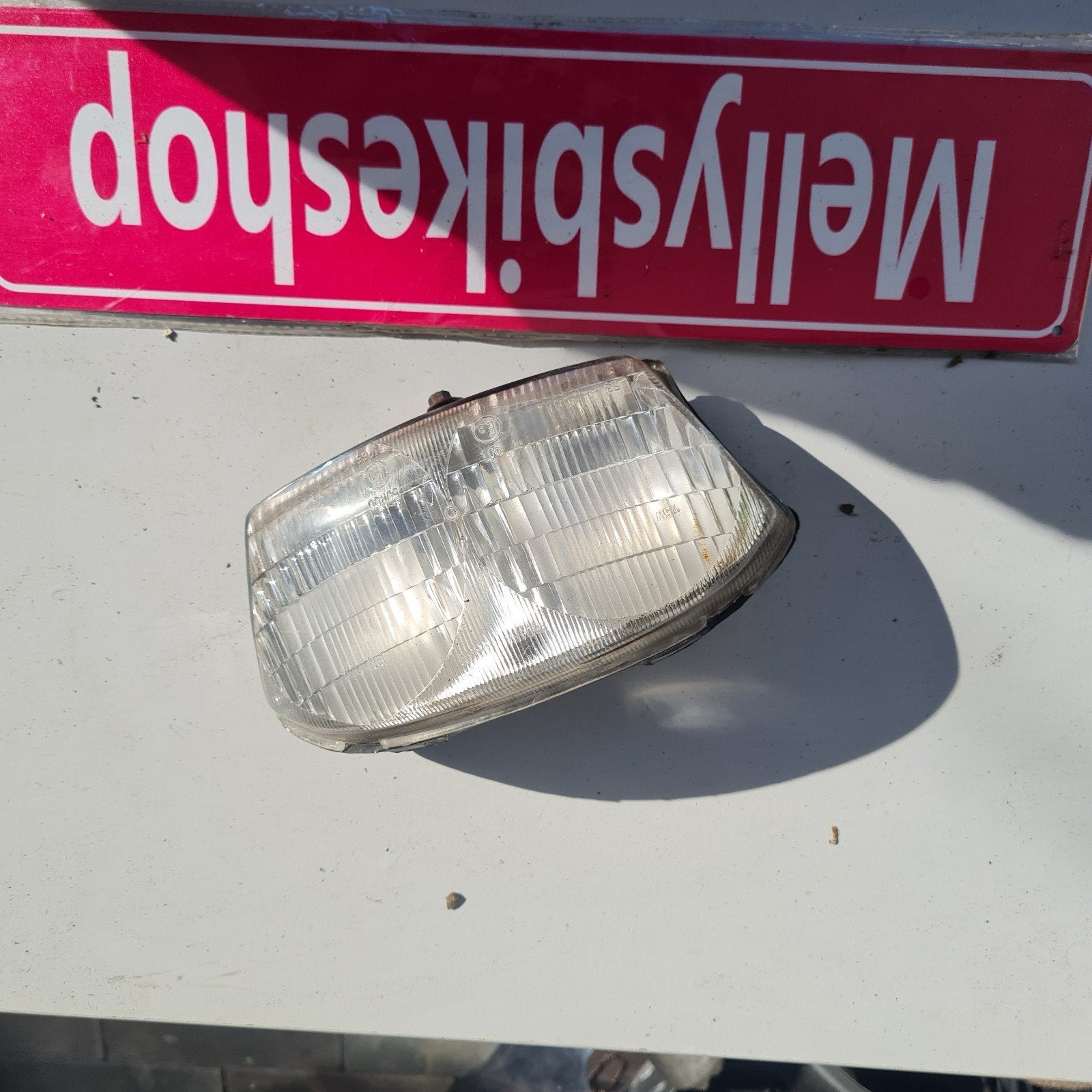 Kymco dj50 koplamp mist 1 pootje, Ophalen of Verzenden, Kymco, Info@kymco.nl, Nl