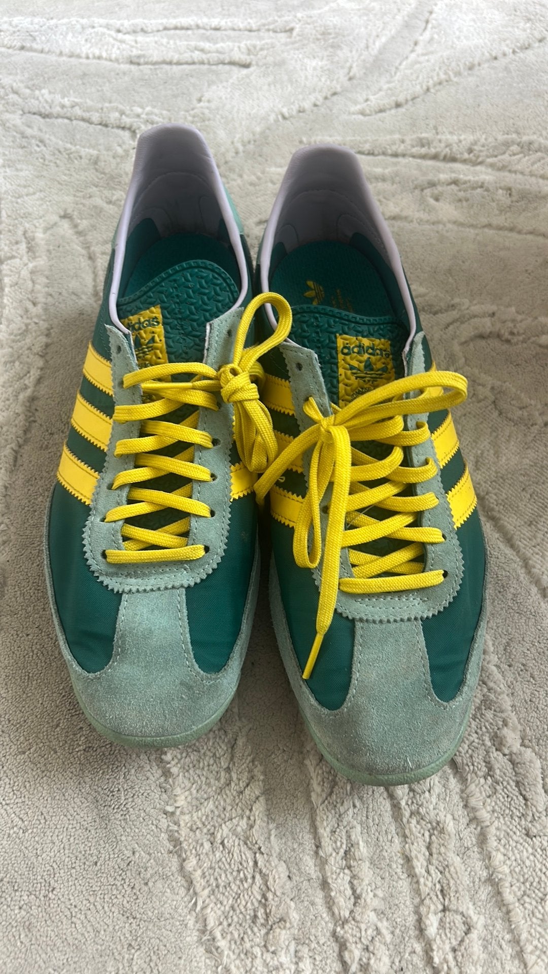 Adidas gympen dames, Ophalen of Verzenden, Zo goed als nieuw, Sneakers of Gympen