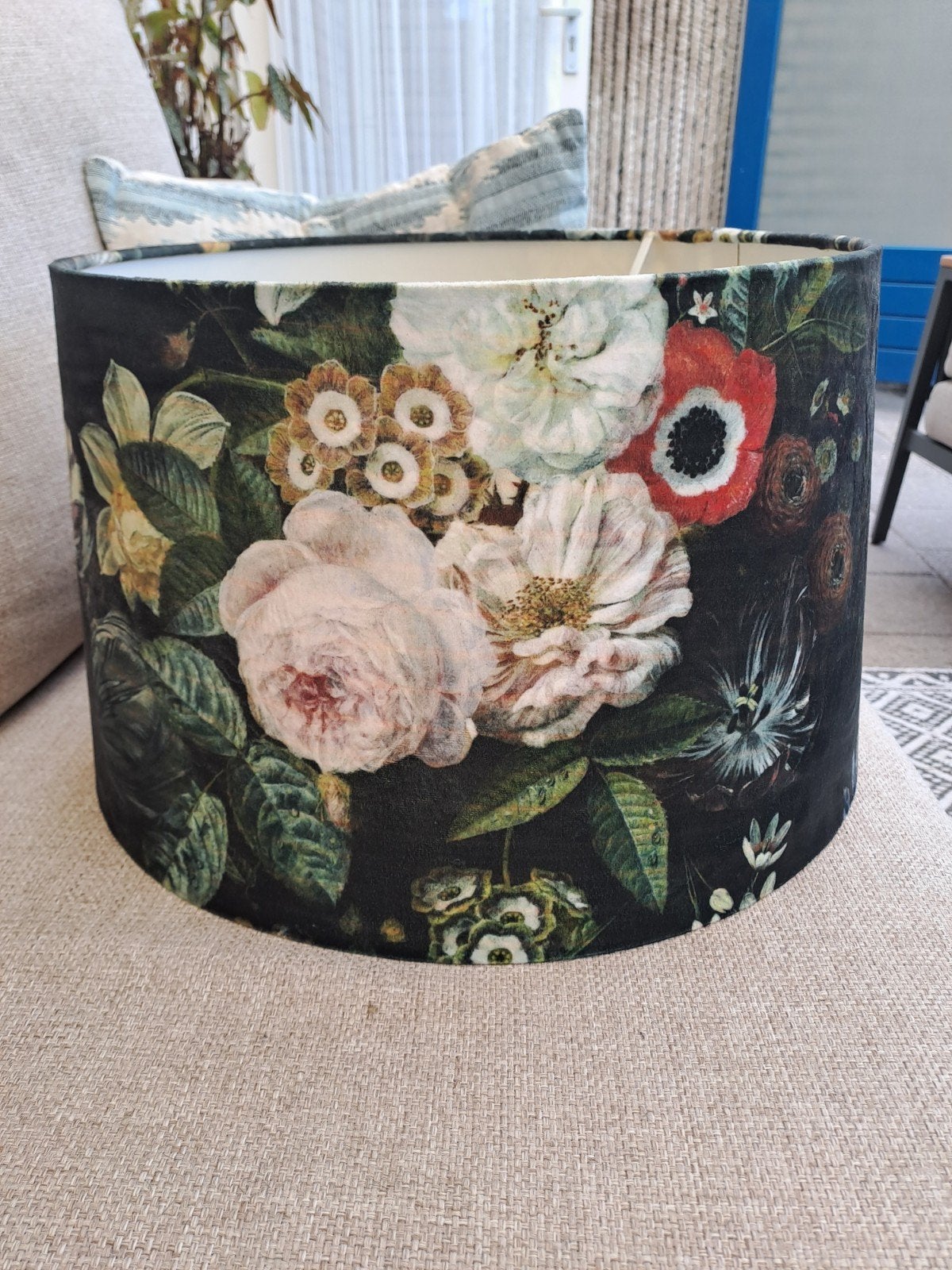 Bloemenprint lampenkap - Donker met kleurrijke bloemen, Rond, Ophalen of Verzenden, Zo goed als nieuw, Textiel