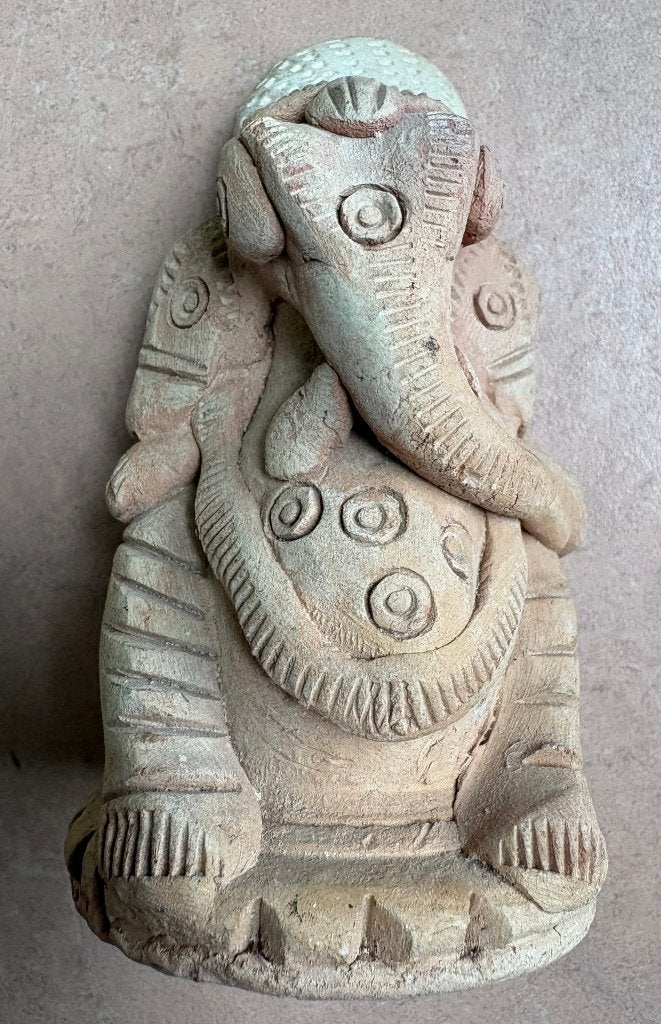 Vintage terracotta Ganesha, Antiek en Kunst, Steen/keramiek, 11 cm, Beige, Handgemaakt