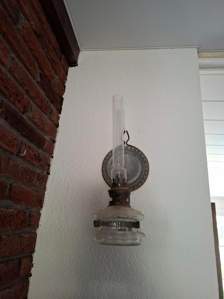 Oude olielampen, Ophalen