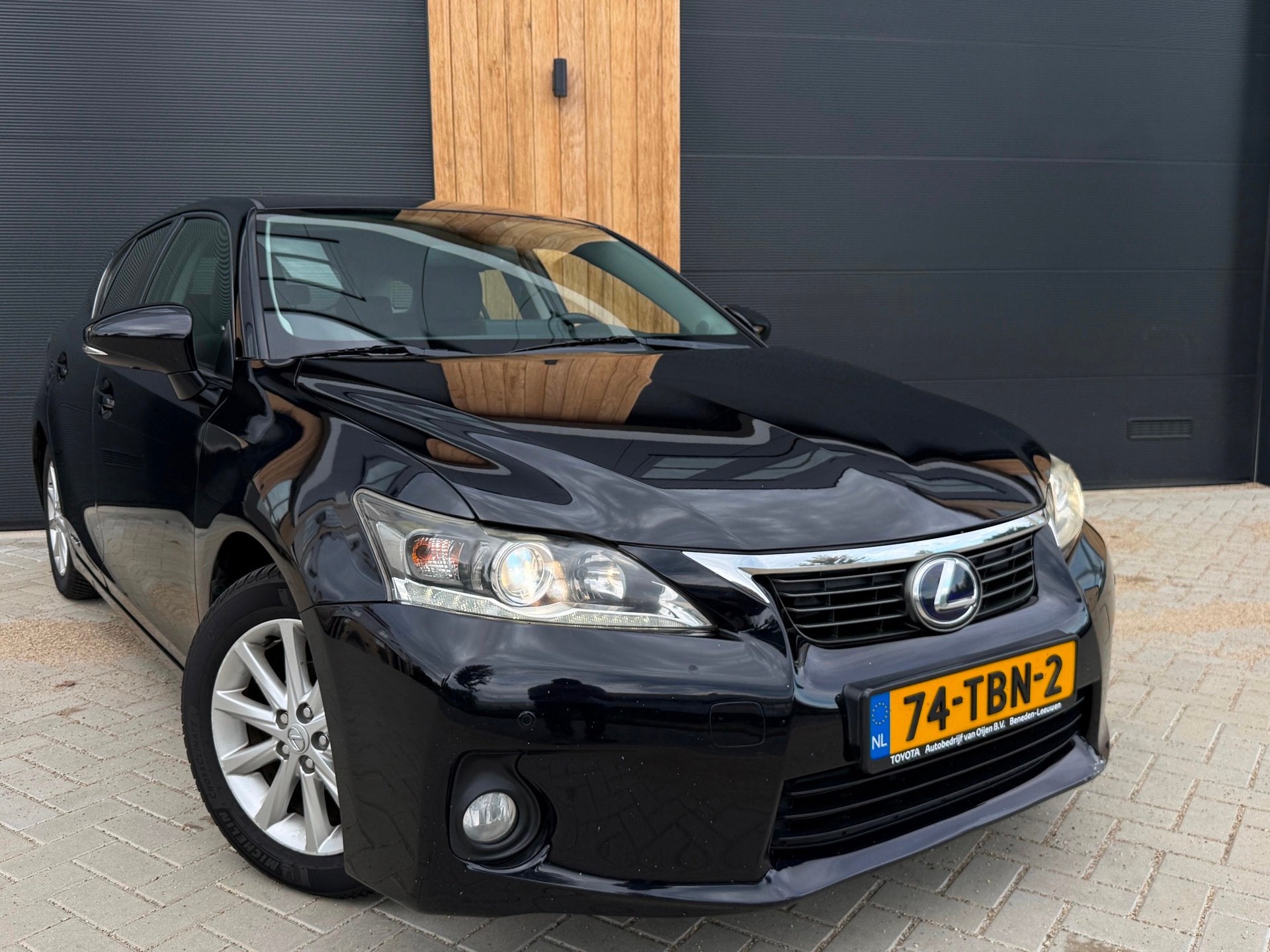 Lexus CT 200h Hybrid (bj 2012) Navi|Automaat|Dealer onderhou, Euro 5, Gebruikt, 4 cilinders, Alcantara