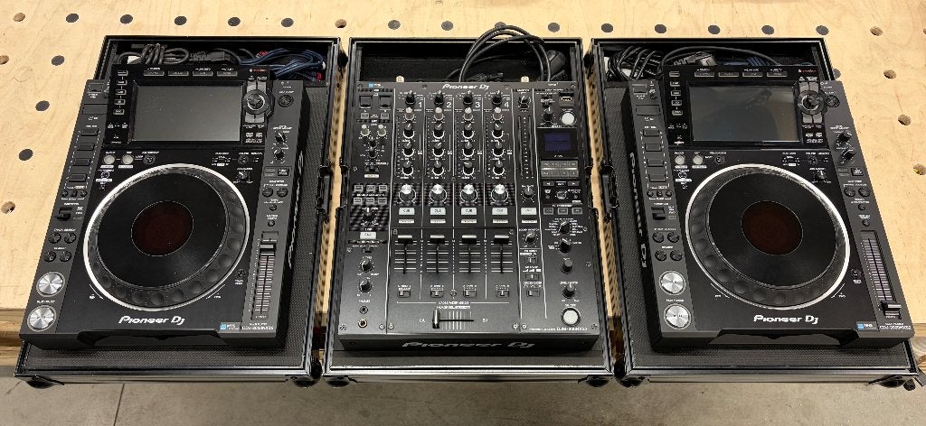 Pioneer NXS2 set (2x CDJ-2000NXS2 en 1x DJM-900NXS2), Muziek en Instrumenten, Ophalen, Gebruikt, Dj-set, Pioneer