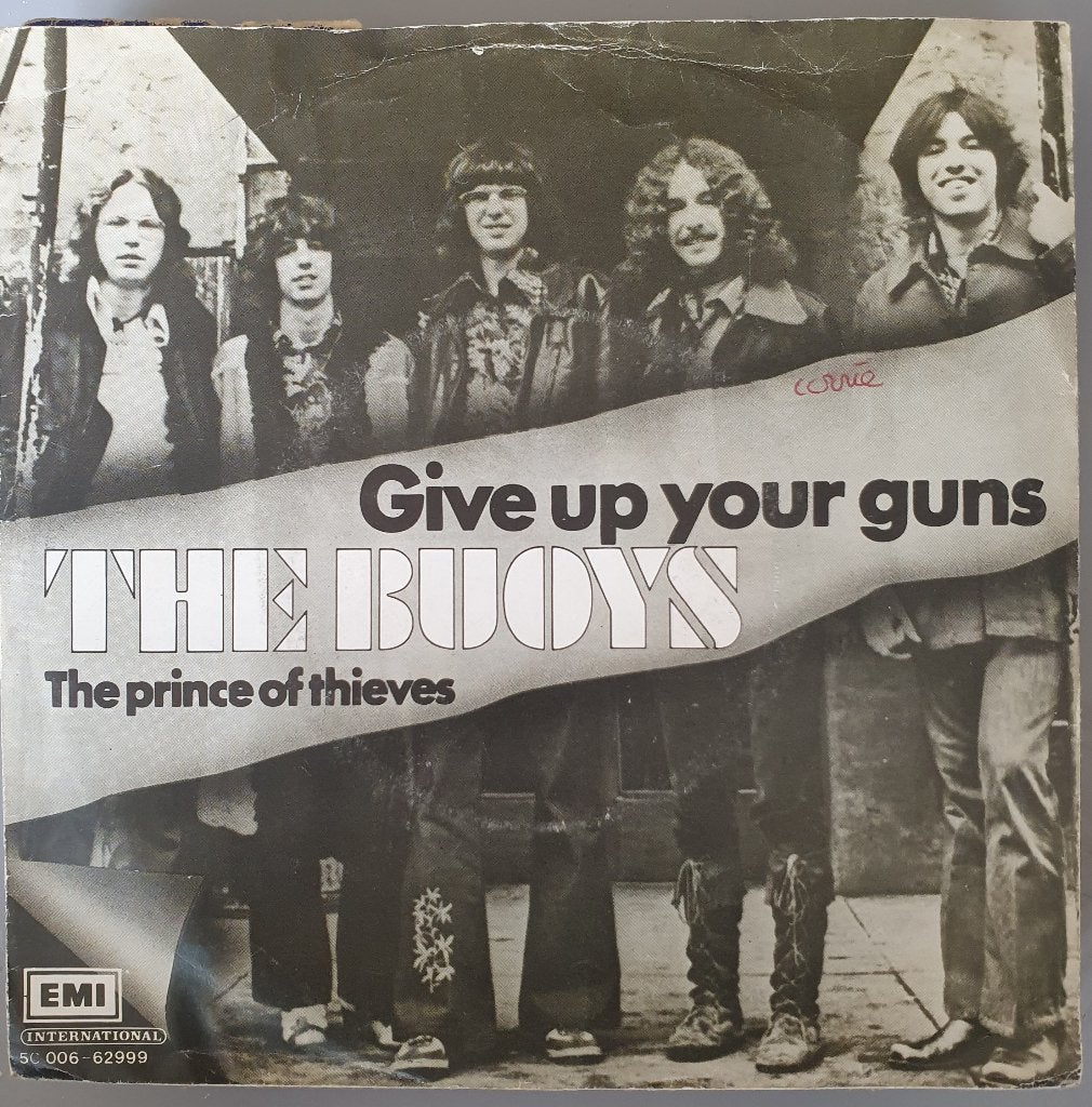 Buoys - Give Up Your Guns, Gebruikt, Verzenden, 7 inch, Fotohoes