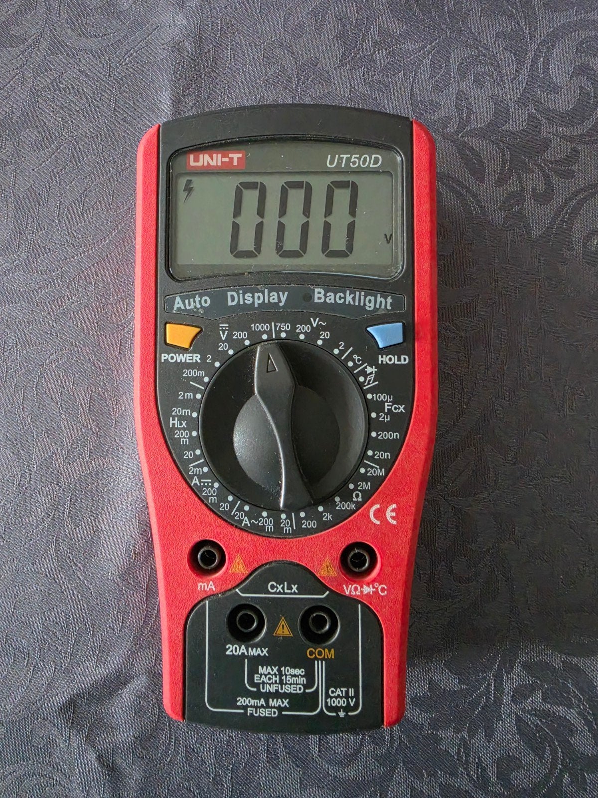 Diverse meters en kabels: Multimeters en Oscilloscoop, Ophalen