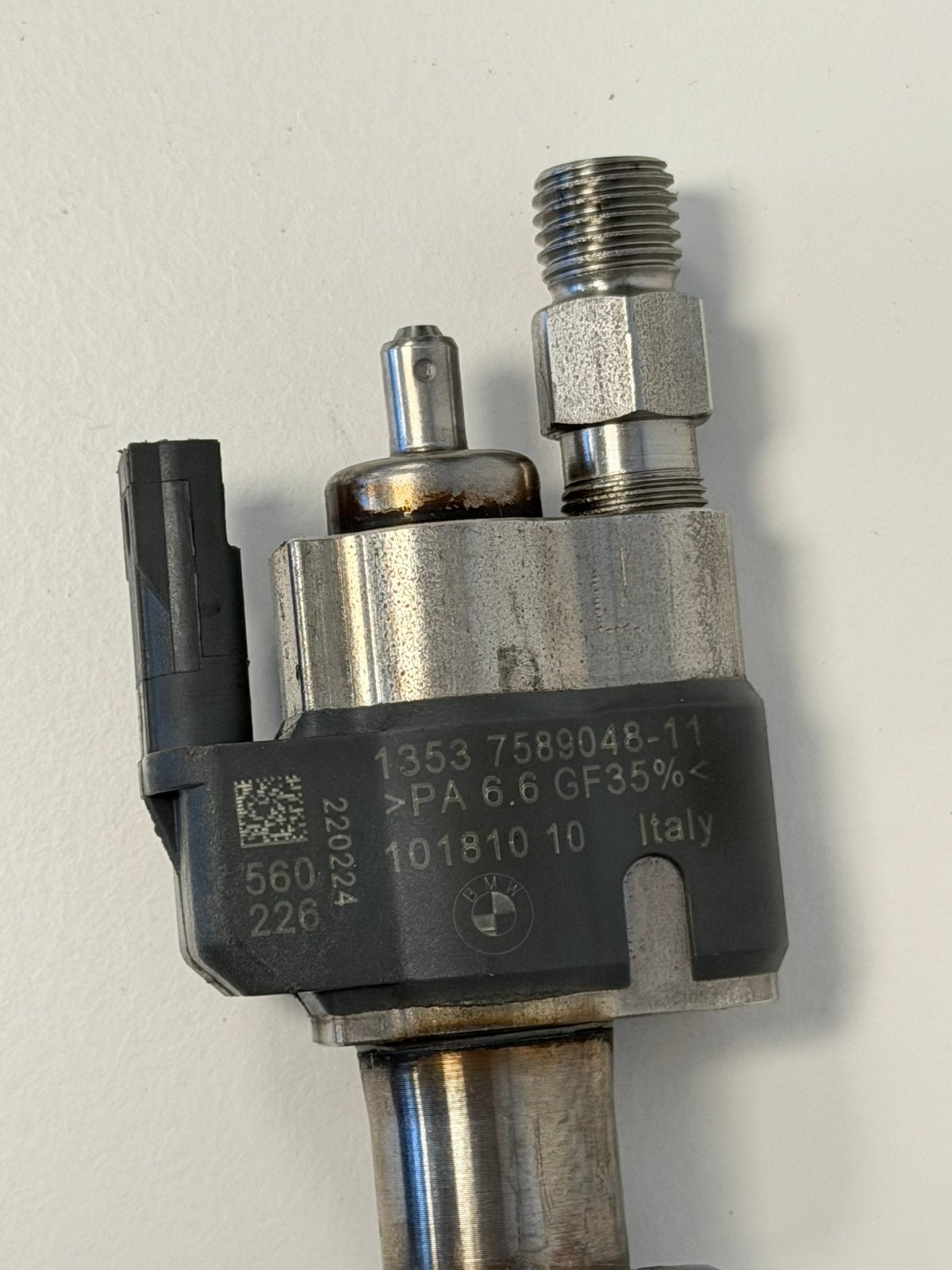 Originele BMW Injector N43 N53 Index 11 – 7589048-11 oem, Gebruikt, P, P, Ophalen of Verzenden