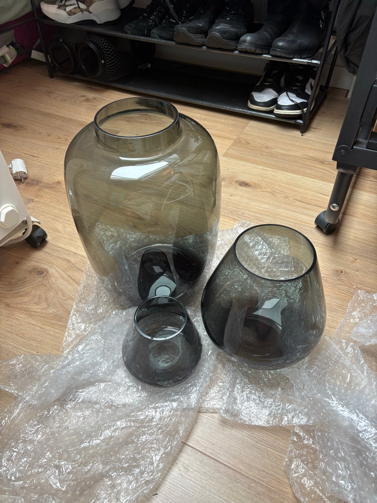 Vazenset smokey grey - 3 stuks, Ophalen, Zo goed als nieuw, Grijs, Glas