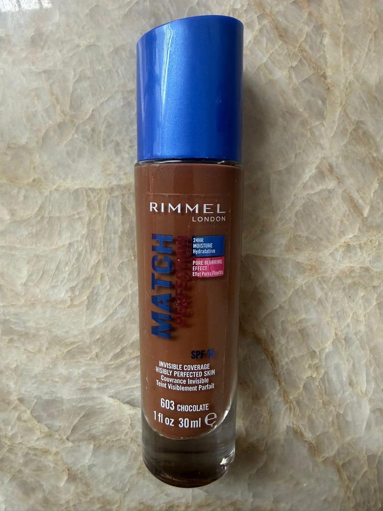 Rimmel & Bourjois Diverse tinten, Bruin, Gehele gezicht, Nieuw, Ophalen of Verzenden