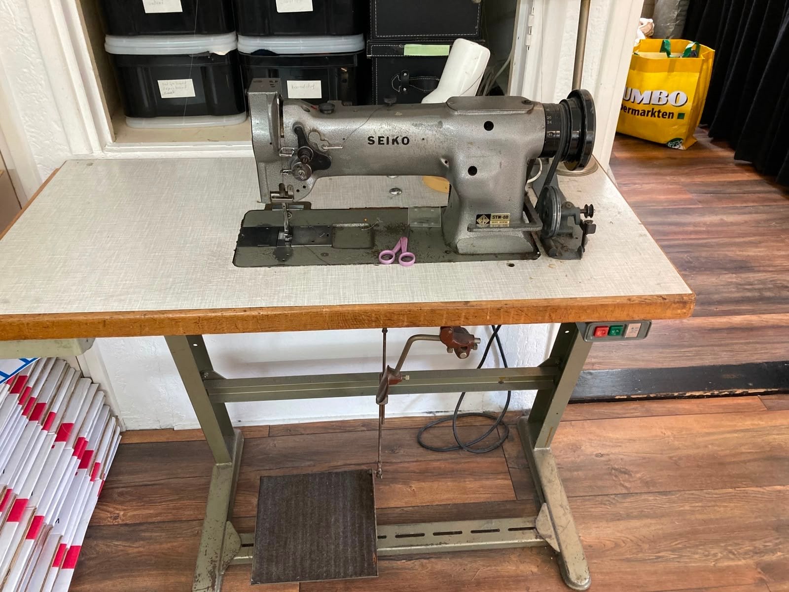Seiko STW-8B Industriële Naaimachine, Hobby en Vrije tijd, Naaimachines en Toebehoren, Overige merken, Gebruikt, Ophalen of Verzenden