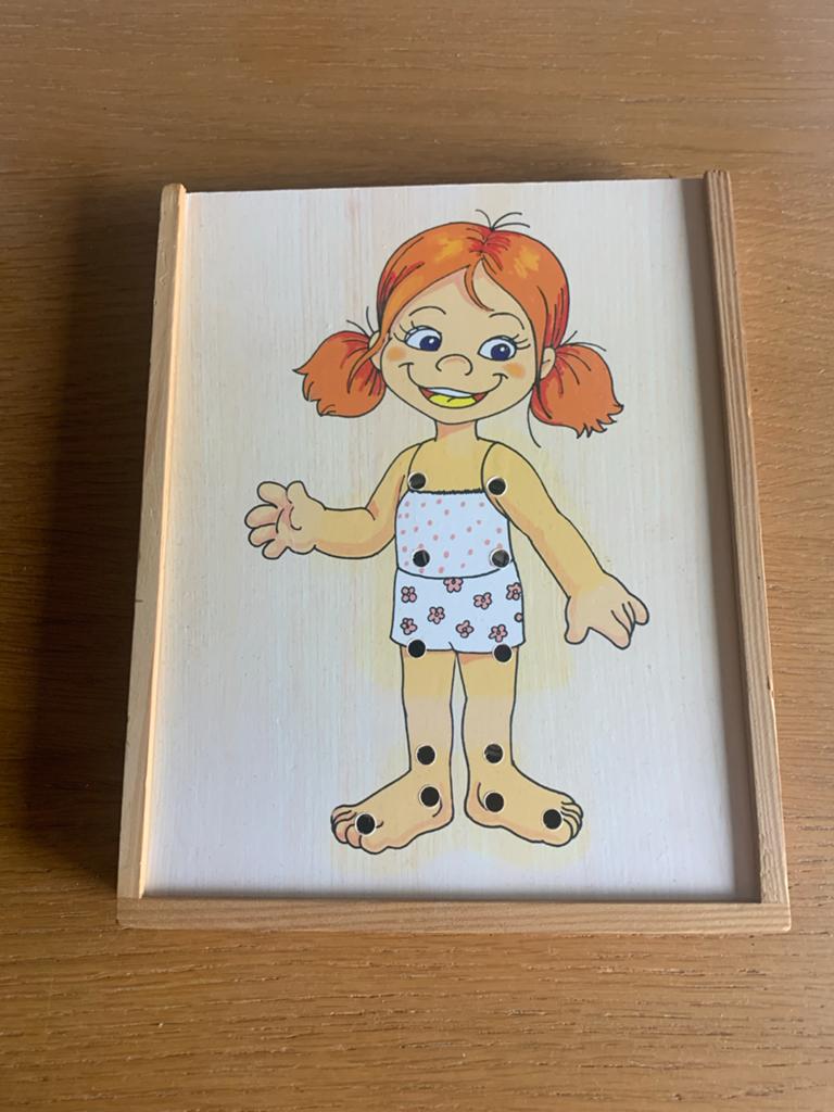 Aankleedpop met veters en kledingstukken, Ophalen of Verzenden, Zo goed als nieuw, Overige typen